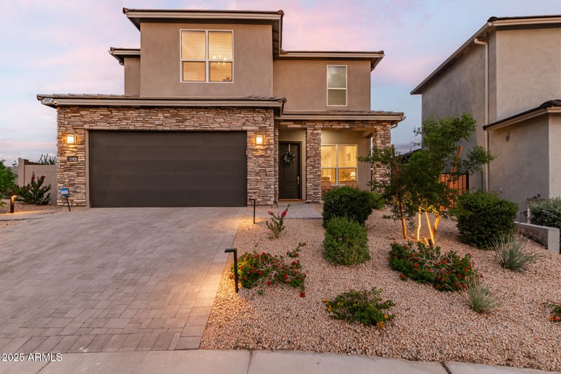 21931 62nd St, Phoenix, AZ 85054