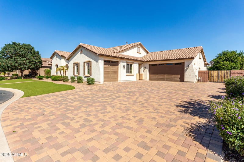 21959 Desert Hills Dr, Queen Creek, AZ 85142