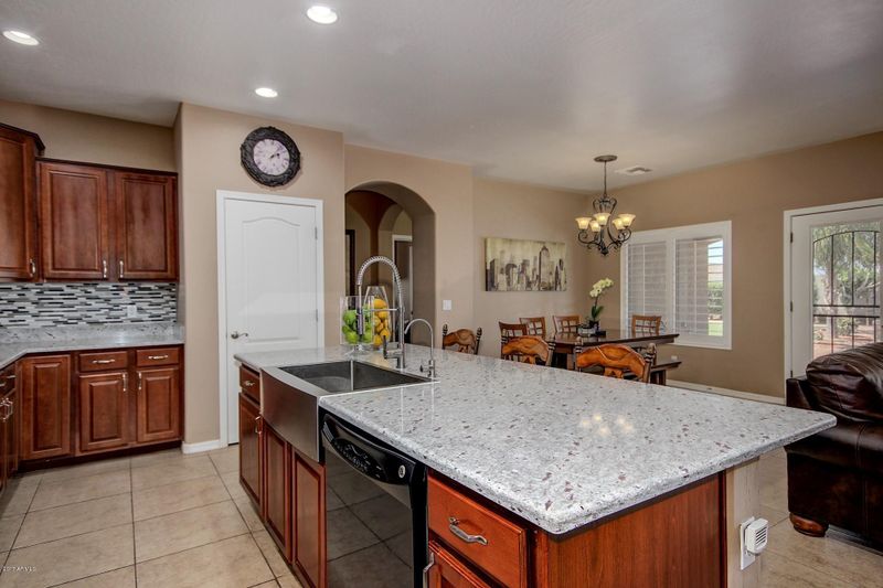 21982 E Rosa Rd, Queen Creek, AZ 85142