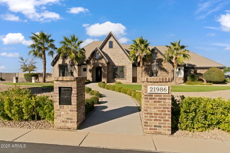21986 Stacey Rd, Queen Creek, AZ 85142