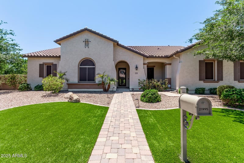 21995 Tierra Grande Ct, Queen Creek, AZ 85142