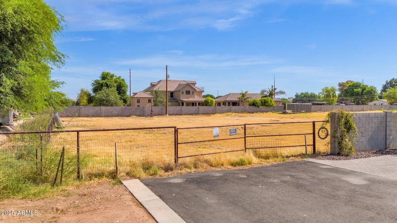 21xxxx 145th St #-, Gilbert, AZ 85298