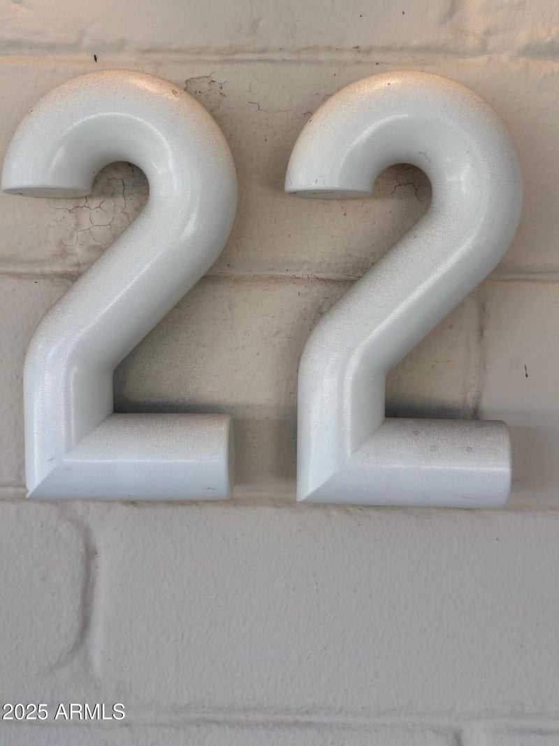 22 15th St, Tempe, AZ 85281
