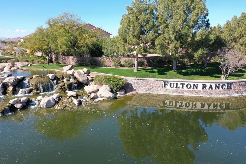 220 E Horseshoe Dr, Chandler, AZ 85249