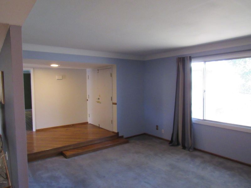 220 E Woodman Dr, Tempe, AZ 85283