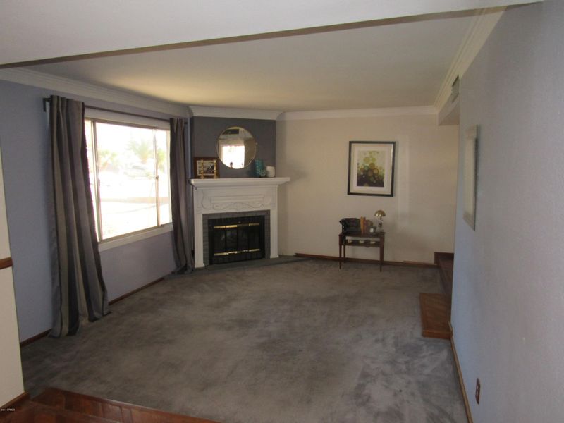 220 E Woodman Dr, Tempe, AZ 85283