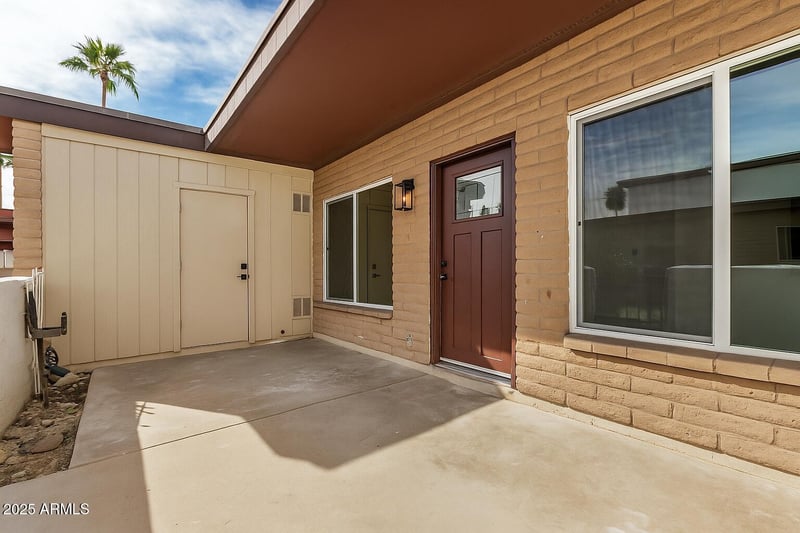 220 Old Litchfield Rd #109, Litchfield Park, AZ 85340