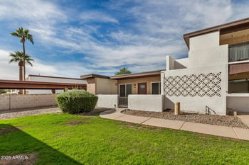 220 S Old Litchfield Rd #109, Litchfield Park, AZ 85340