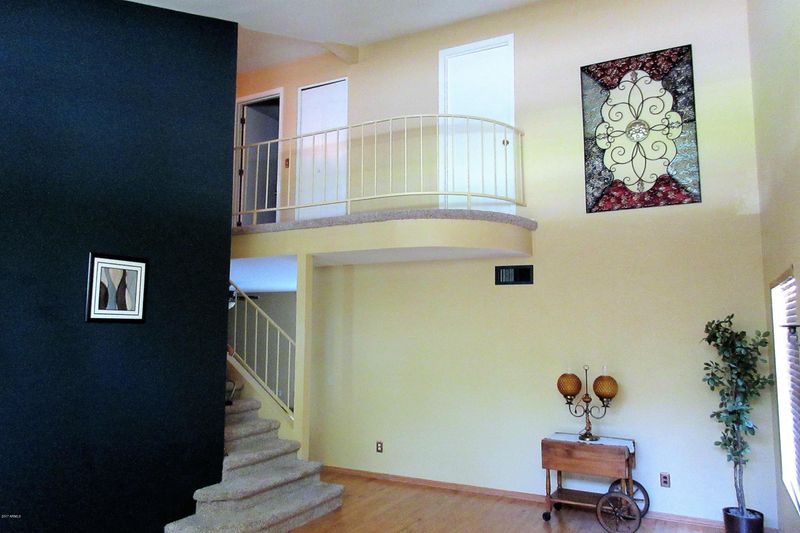 220 S Rush Cir E, Chandler, AZ 85226