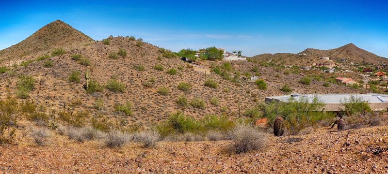 220 W Briles Rd #-, Phoenix, AZ 85085