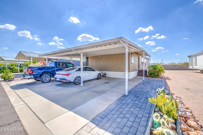 2200 Delaware Dr #12, Apache Junction, AZ 85120