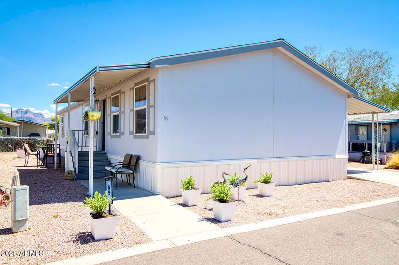 2200 Delaware Dr #69, Apache Junction, AZ 85120