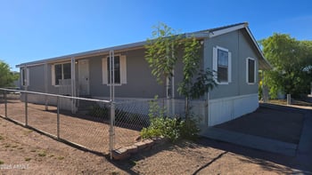 2200 Delaware Dr #32, Apache Junction, AZ 85120