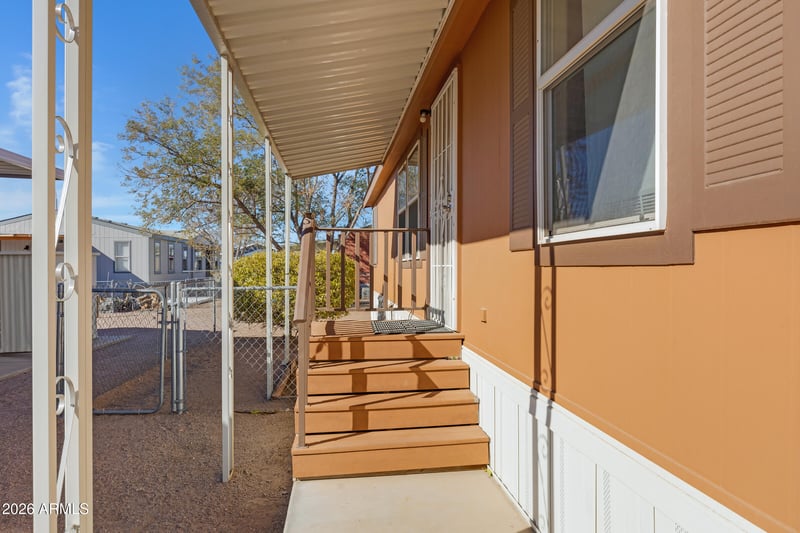 2200 Delaware Dr #76, Apache Junction, AZ 85120