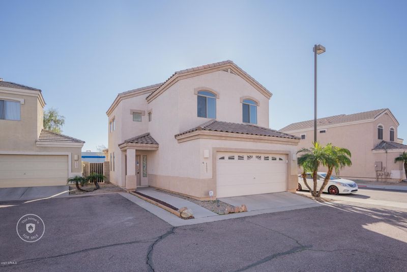 22001 N 29th Dr, Phoenix, AZ 85027