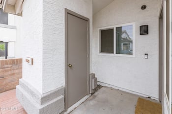 2201 Comanche Dr #1028, Chandler, AZ 85224