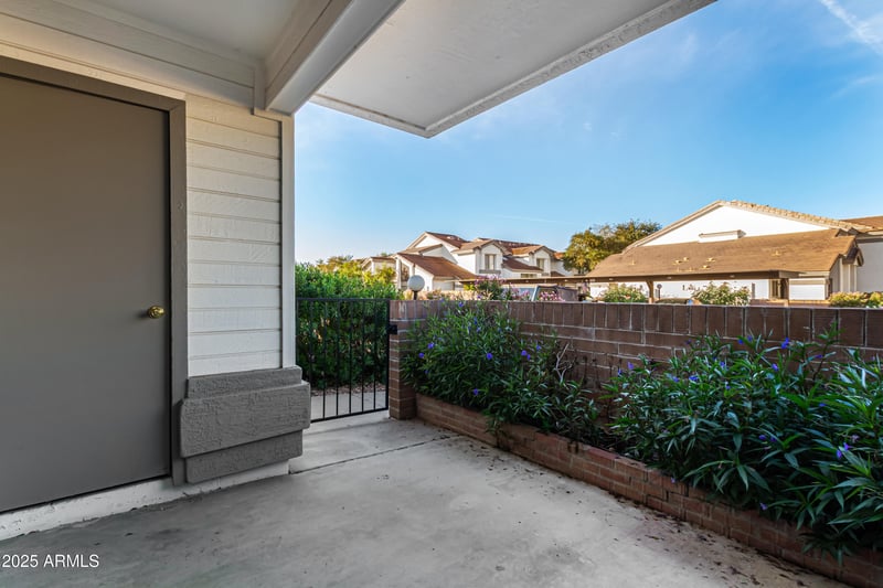 2201 Comanche Dr #1067, Chandler, AZ 85224