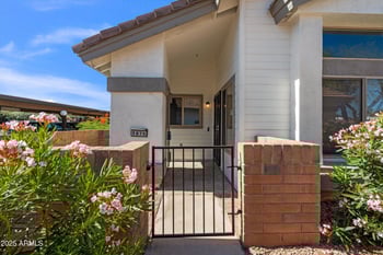 2201 Comanche Dr #1075, Chandler, AZ 85224