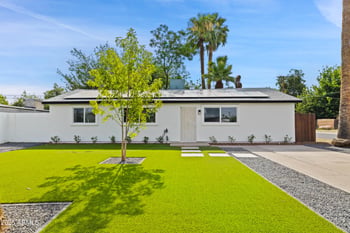 2201 N 29th Pl, Phoenix, AZ 85008