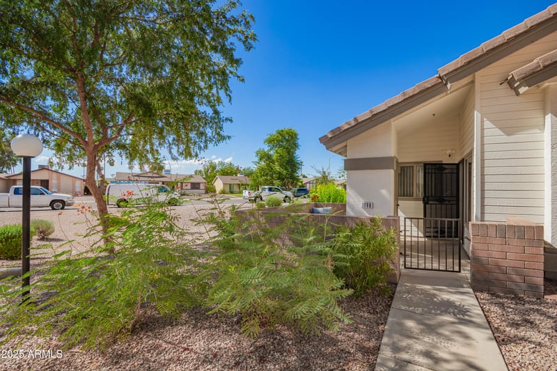 2201 Comanche Dr #1080, Chandler, AZ 85224