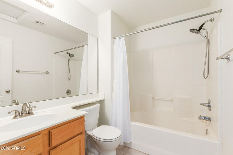 2201 N Comanche Dr #2013, Chandler, AZ 85224