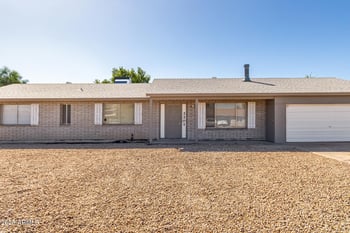 2201 Topeka Dr, Phoenix, AZ 85027