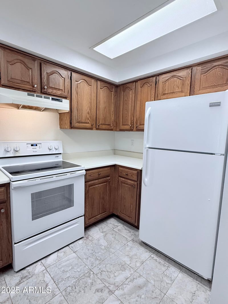 2201 Union Hills Dr #118, Phoenix, AZ 85027