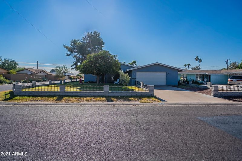 2201 W Windsor Ave, Phoenix, AZ 85009