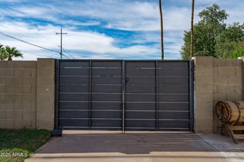 2201 Weldon Ave, Phoenix, AZ 85016