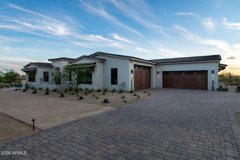 22012 N Los Caballos Dr, Scottsdale, AZ 85255