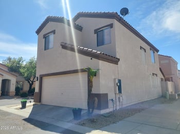 22013 29th Dr, Phoenix, AZ 85027