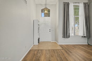 22018 73rd Ln, Glendale, AZ 85310