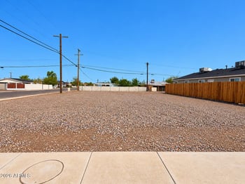 2202 E Alta Vista Rd #1, Phoenix, AZ 85042
