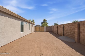 2202 Monona Dr, Phoenix, AZ 85024