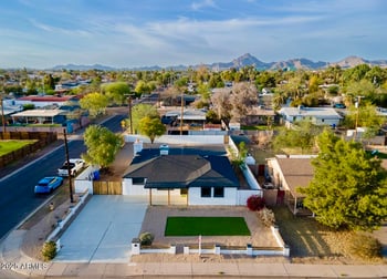 2202 Osborn Rd, Phoenix, AZ 85016