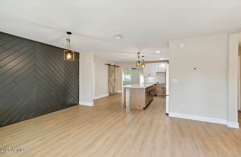 2202 Osborn Rd, Phoenix, AZ 85016