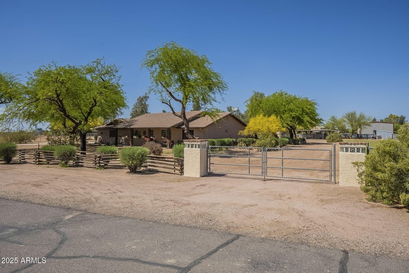 22020 Stoney Vista Dr, Queen Creek, AZ 85142