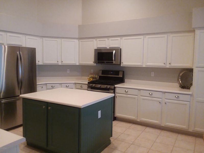 22024 N 59th Dr, Glendale, AZ 85310