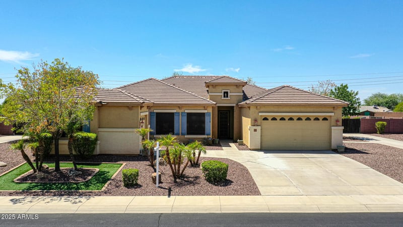 22029 Hopi St, Buckeye, AZ 85326