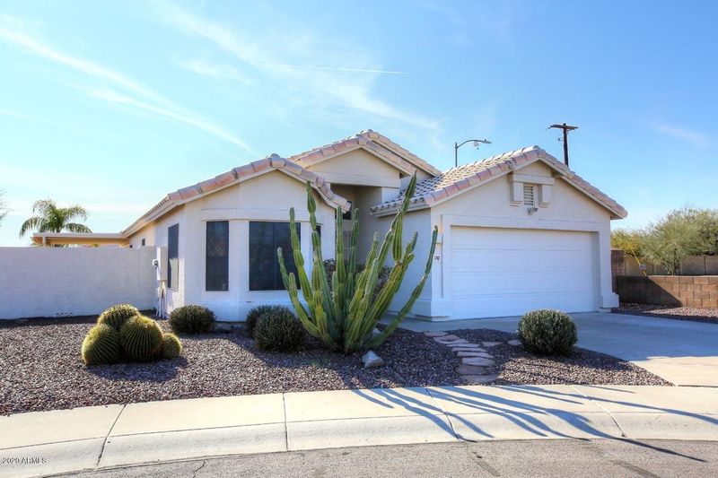 2203 E Ross Ave, Phoenix, AZ 85024