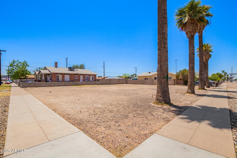 2203 Jefferson St #1, Phoenix, AZ 85009