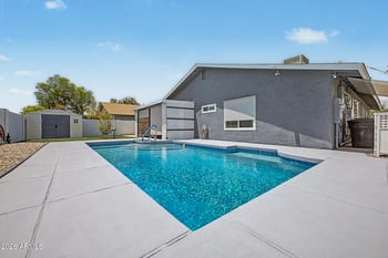 2203 W El Moro Ave, Mesa, AZ 85202