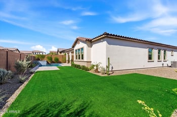 22036 59th Way, Phoenix, AZ 85054