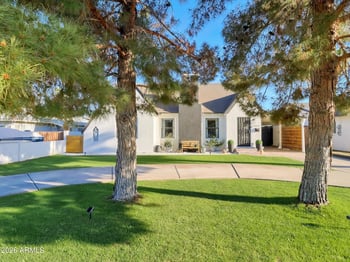 2204 Whitton Ave, Phoenix, AZ 85016