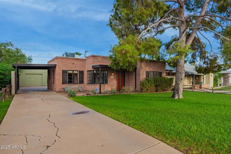 2205 16th Ave, Phoenix, AZ 85007