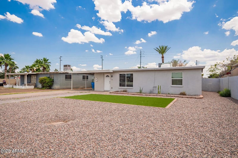 2205 Cambridge Ave, Phoenix, AZ 85009