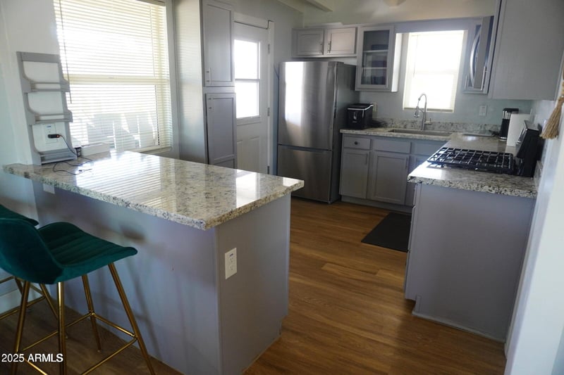 2205 Cambridge Ave, Phoenix, AZ 85009