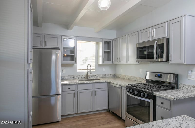 2205 W Cambridge Ave, Phoenix, AZ 85009
