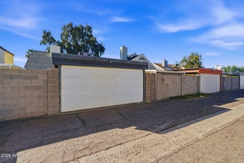 2206 Beaubien Dr, Phoenix, AZ 85027