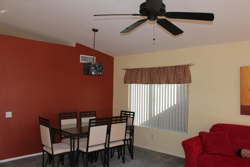 2206 E Monona Dr, Phoenix, AZ 85024